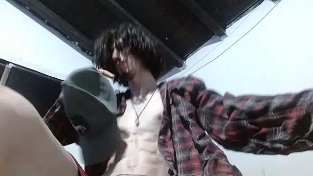 sk8-boy online show from 07/26/26, 05:15