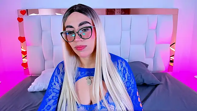 CamilleJuicy  online show from 07/06/26, 12:57