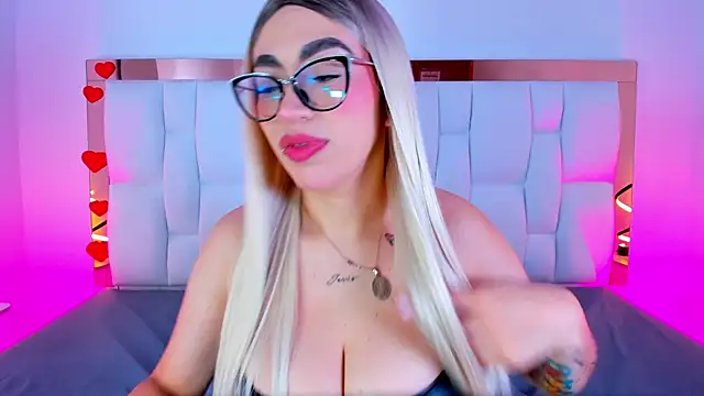 CamilleJuicy  online show from 07/07/26, 12:53