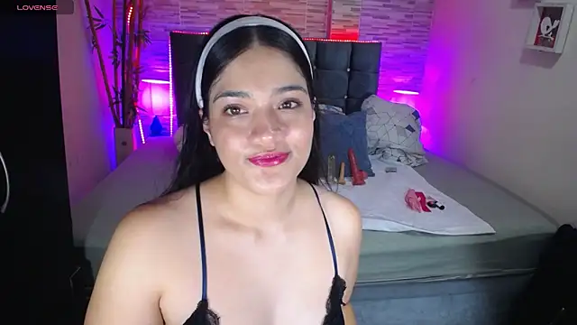 Snapshot of Valeri_hot22 chatting on 04/06/26, 09:38 Valeri hot22 online show from 04/06/26, 09:38