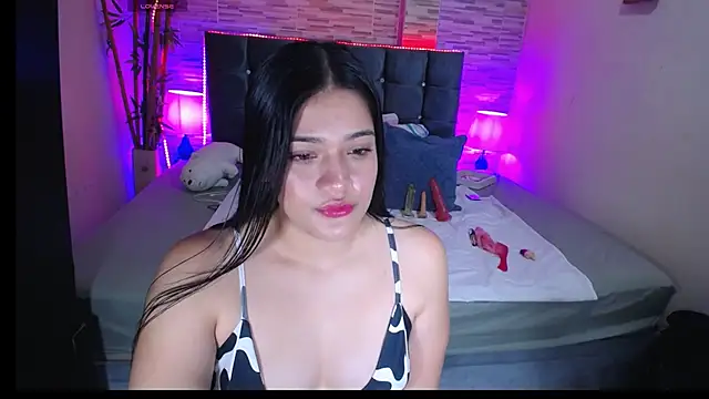 Snapshot of Valeri_hot22 chatting on 04/15/26, 09:04 Valeri hot22 online show from 04/15/26, 09:04