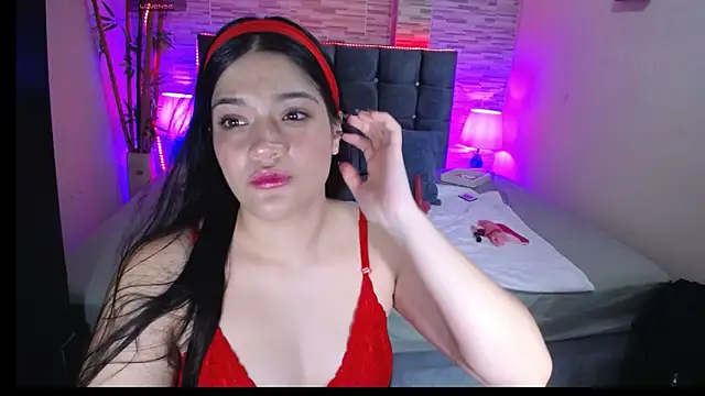 Snapshot of Valeri_hot22 chatting on 04/16/26, 09:39 Valeri hot22 online show from 04/16/26, 09:39
