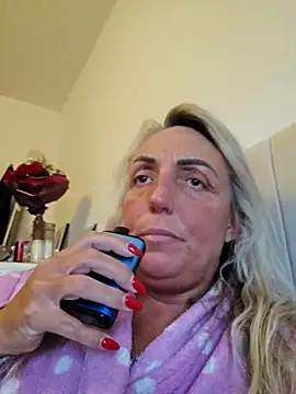theblondecocklover online show from 05/18/26, 05:13
