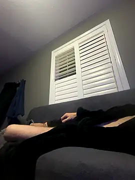 Snapshot of greeneyed81 chatting on 12/17/25, 07:25 greeneyed81 online show from 12/17/25, 07:25