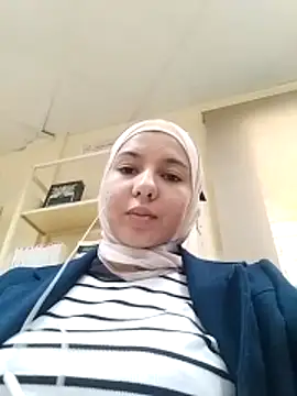 Mona139206 online show from 12/17/25, 09:04