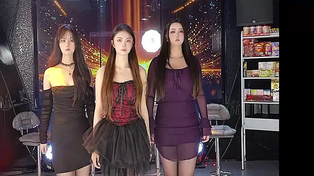 Snapshot of yueyutu888 chatting on 12/18/25, 06:08 yueyutu888 online show from 12/18/25, 06:08