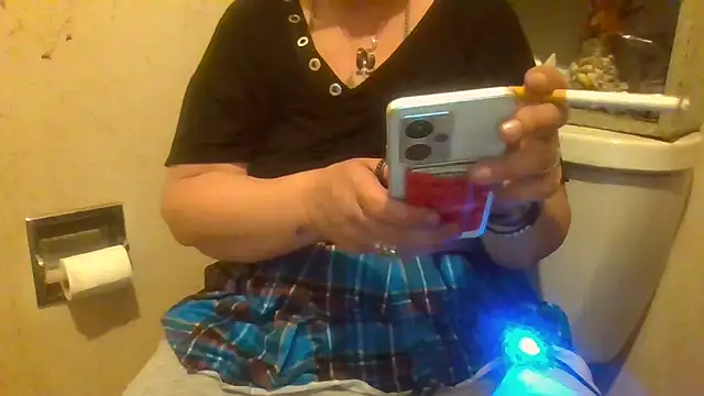 becky1111 online show from 06/14/26, 10:01