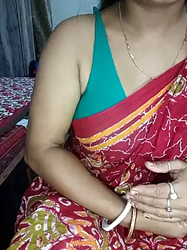 Snapshot of MAHI066 chatting on 04/19/26, 04:45 MAHI066 online show from 04/19/26, 04:45