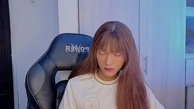 tiffanyy 777 online show from 06/18/26, 04:02