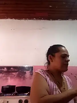 Snapshot of chokysg chatting on 12/17/25, 04:46 chokysg online show from 12/17/25, 04:46