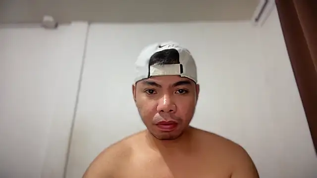 chubbybear 08 online show from 02/13/26, 04:41