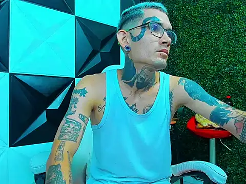Boy tatto77 online show from 01/07/26, 05:26