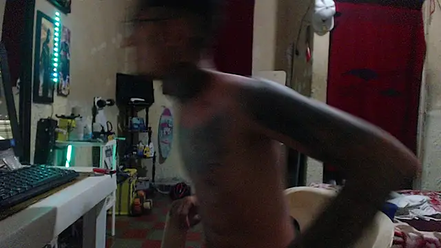 Boy tatto77 online show from 07/11/26, 03:31