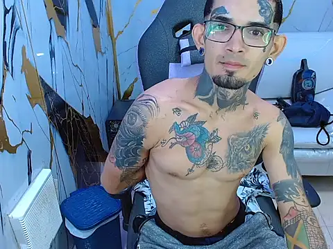 Boy tatto77 online show from 07/19/26, 01:59