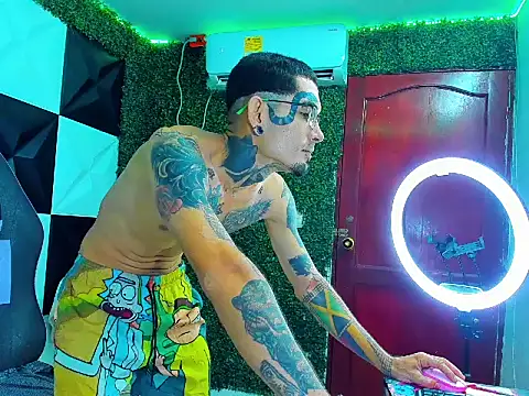 Boy tatto77 online show from 07/29/26, 12:53