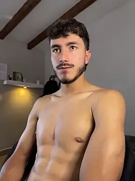 LIAM COLT online show from 05/22/26, 08:36