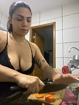 Nini  online show from 05/25/26, 08:04