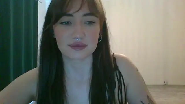 Snapshot of LexiSpicy chatting on 04/23/26, 03:25 LexiSpicy online show from 04/23/26, 03:25