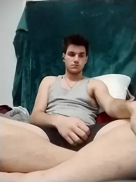 Snapshot of Ladies_Man_21744 chatting on 12/18/25, 03:45 Ladies Man 21744 online show from 12/18/25, 03:45