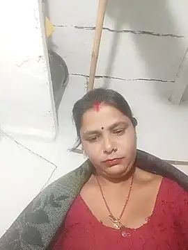 Snapshot of Kuswah_pooja chatting on 12/18/25, 06:14 Kuswah pooja online show from 12/18/25, 06:14