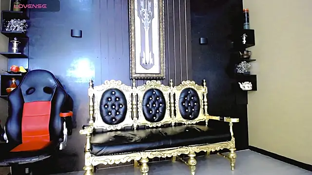 Xamira   online show from 12/23/25, 02:42