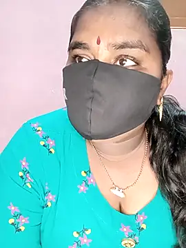 Snapshot of sirisha__9 chatting on 02/18/26, 04:52 sirisha 9 online show from 02/18/26, 04:52