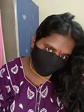 sirisha  9 online show from 08/03/26, 04:22