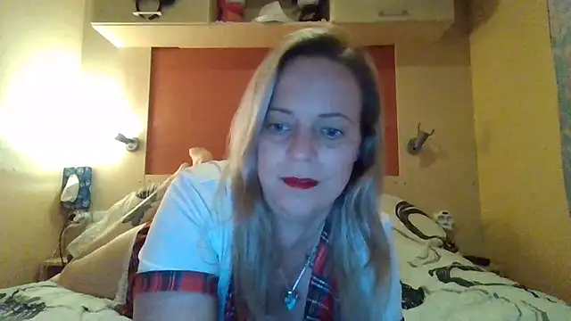 Miss-Chupagirly online show from 12/21/25, 09:11