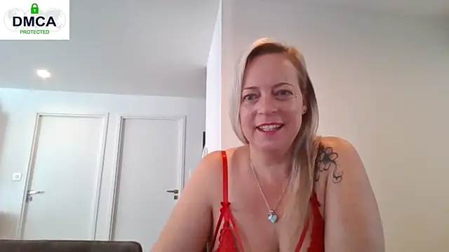 Miss-Chupagirly online show from 07/18/26, 07:12