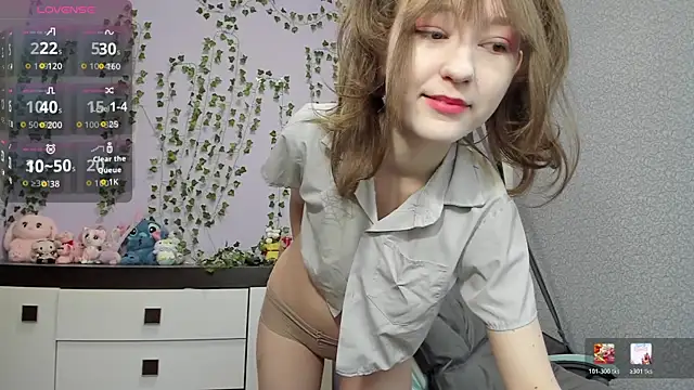 Snapshot of Yoonhee_ki chatting on 05/01/26, 12:43 Yoonhee ki online show from 05/01/26, 12:43