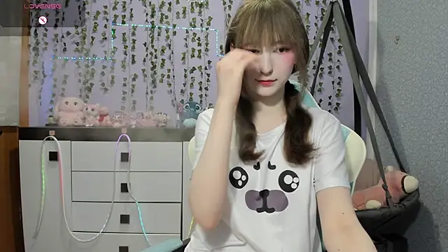 Snapshot of Yoonhee_ki chatting on 07/12/26, 03:58 Yoonhee ki online show from 07/12/26, 03:58