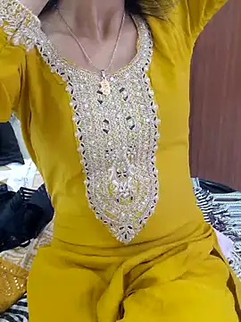 Snapshot of Anjali680 chatting on 02/12/26, 03:45 Anjali680 online show from 02/12/26, 03:45