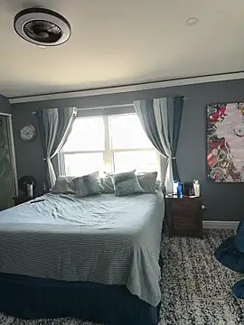 lvnlarge online show from 12/19/25, 01:29