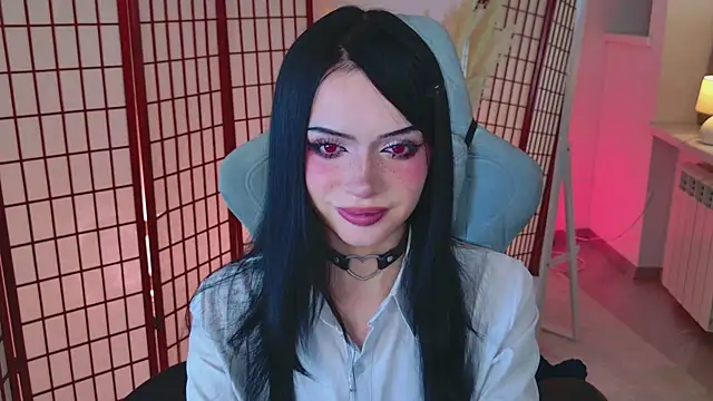 Snapshot of Dark_Diva chatting on 05/07/26, 10:15 Dark Diva online show from 05/07/26, 10:15