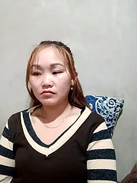 Snapshot of yula-bi chatting on 02/19/26, 11:34 yula-bi online show from 02/19/26, 11:34