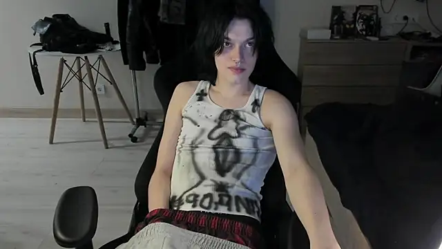 Snapshot of JohnGaliano chatting on 06/04/26, 08:48 JohnGaliano online show from 06/04/26, 08:48