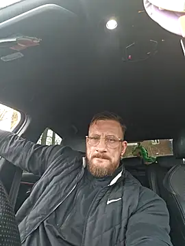 BigDhornyboi2026 online show from 12/22/25, 02:14