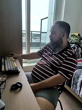 Hairy bear86 online show from 07/10/26, 07:16