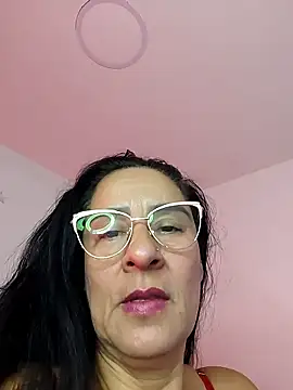 Snapshot of KiaraFoster chatting on 01/09/26, 11:24 KiaraFoster online show from 01/09/26, 11:24