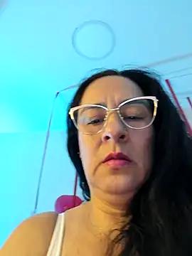 Snapshot of KiaraFoster chatting on 02/18/26, 11:17 KiaraFoster online show from 02/18/26, 11:17