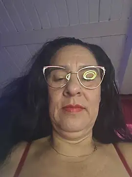 Snapshot of KiaraFoster chatting on 05/19/26, 11:49 KiaraFoster online show from 05/19/26, 11:49
