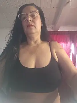 Snapshot of KiaraFoster chatting on 06/10/26, 12:48 KiaraFoster online show from 06/10/26, 12:48