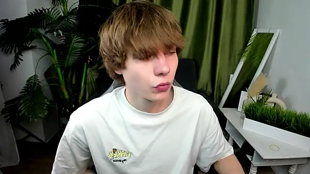 andyyzzz online show from 07/01/26, 07:02