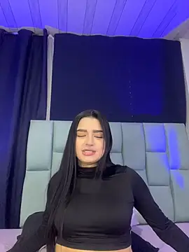 Emilyy05  online show from 07/03/26, 03:13