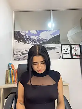 Emilyy05  online show from 07/19/26, 11:52