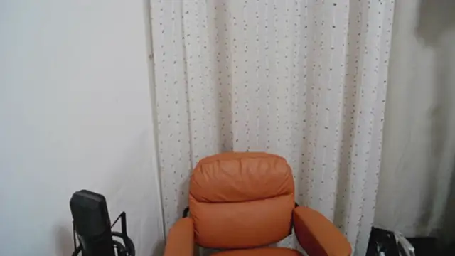 feifei2652 online show from 12/20/25, 04:25