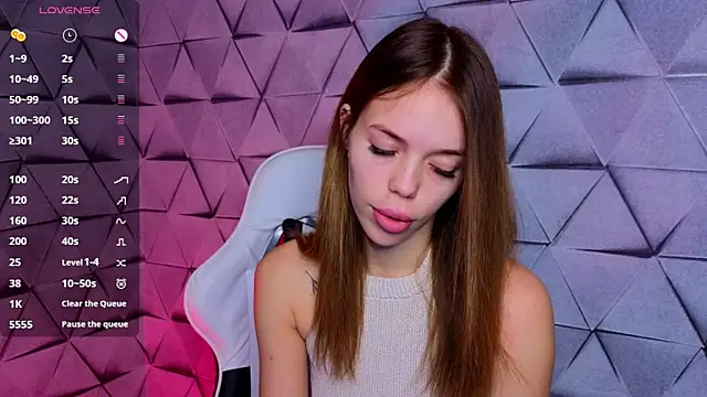 SofieSien online show from 12/22/25, 03:03