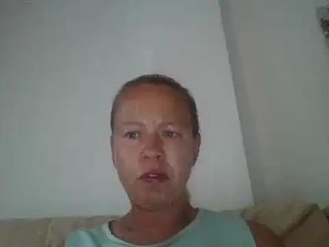 Snapshot of jennyblondeuk chatting on 05/31/26, 06:09 jennyblondeuk online show from 05/31/26, 06:09