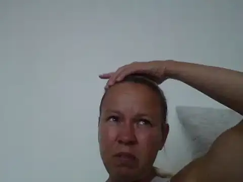 jennyblondeuk online show from 07/08/26, 03:27