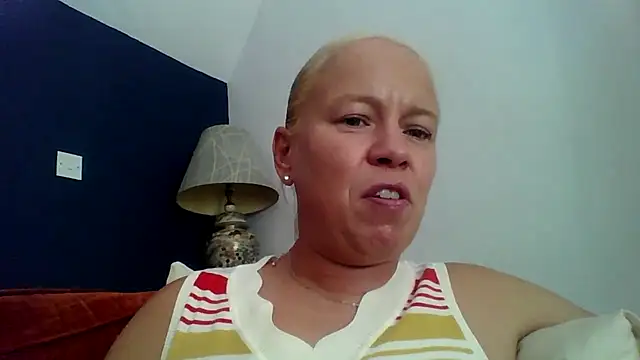 jennyblondeuk online show from 07/25/26, 02:36